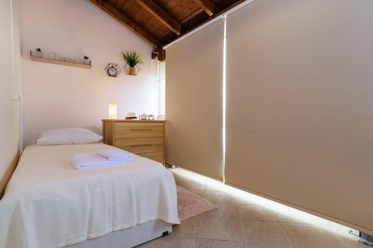 Central Penthouse In Quiet Neighborhood Near Sandy Beach Χανιά Εξωτερικό φωτογραφία