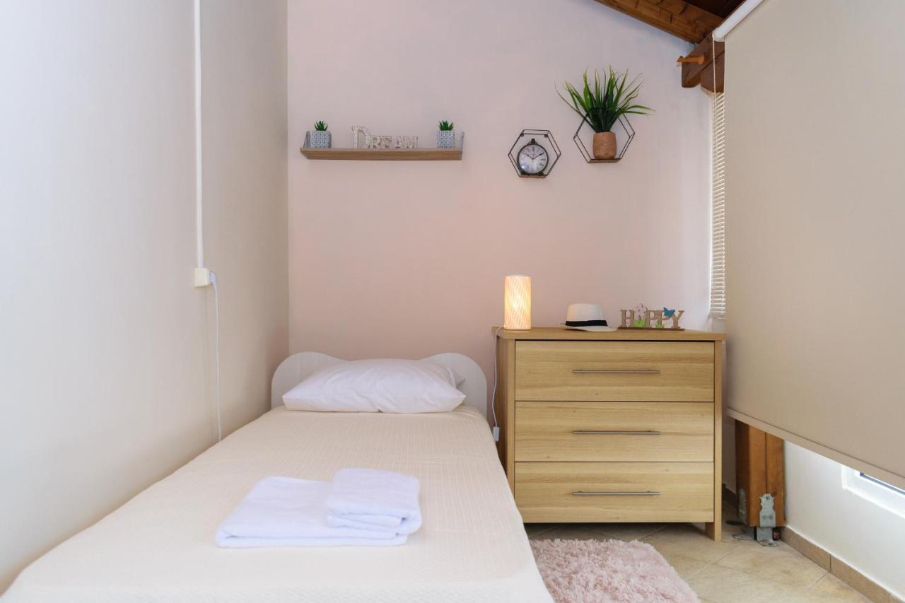 Central Penthouse In Quiet Neighborhood Near Sandy Beach Χανιά Εξωτερικό φωτογραφία