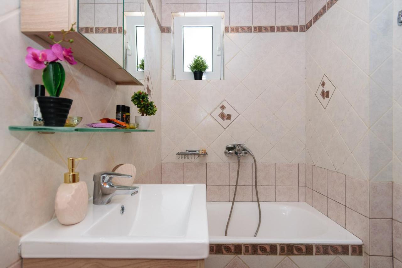 Central Penthouse In Quiet Neighborhood Near Sandy Beach Χανιά Εξωτερικό φωτογραφία